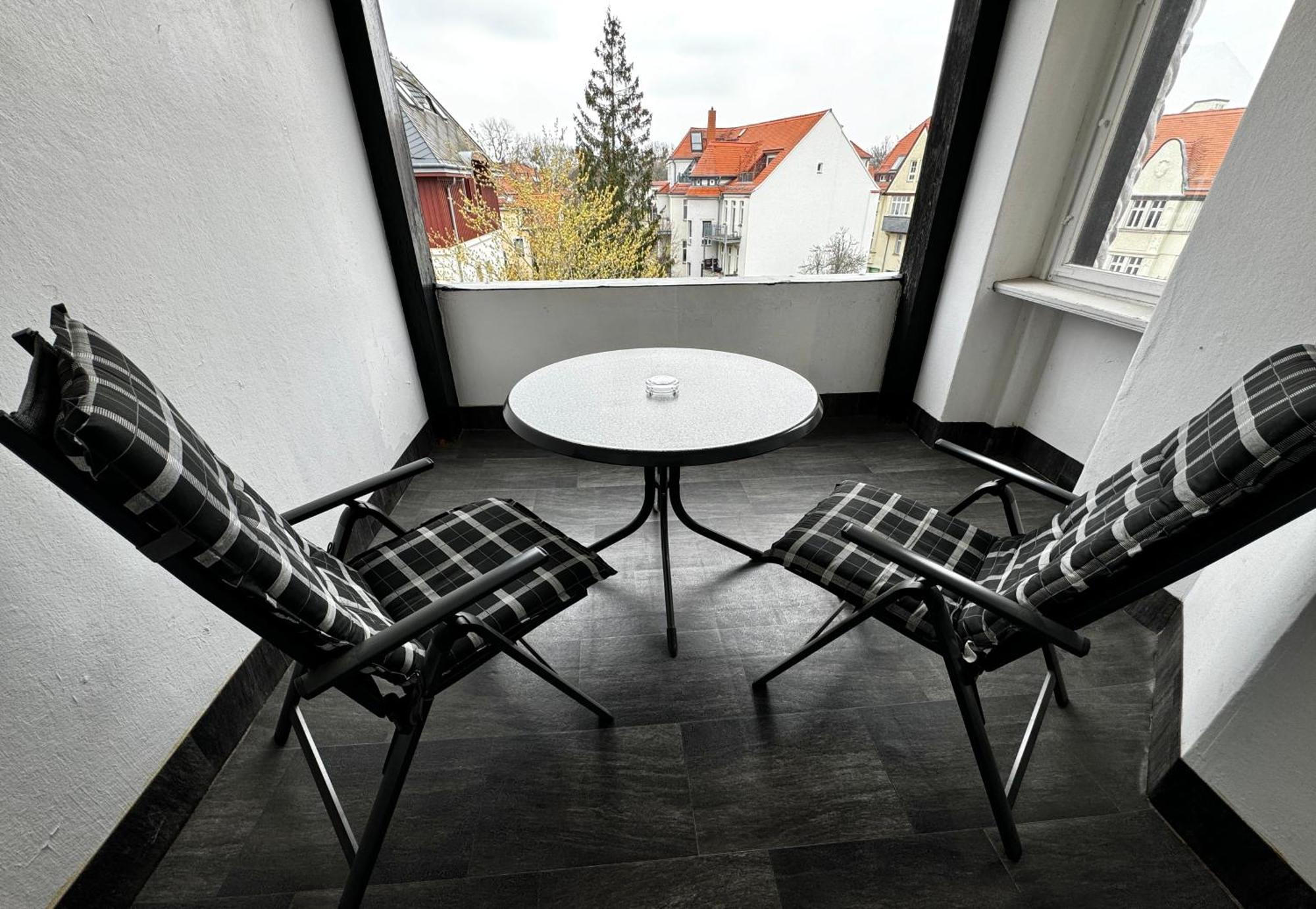 Hotel Zu Den Linden Dresda Exterior foto